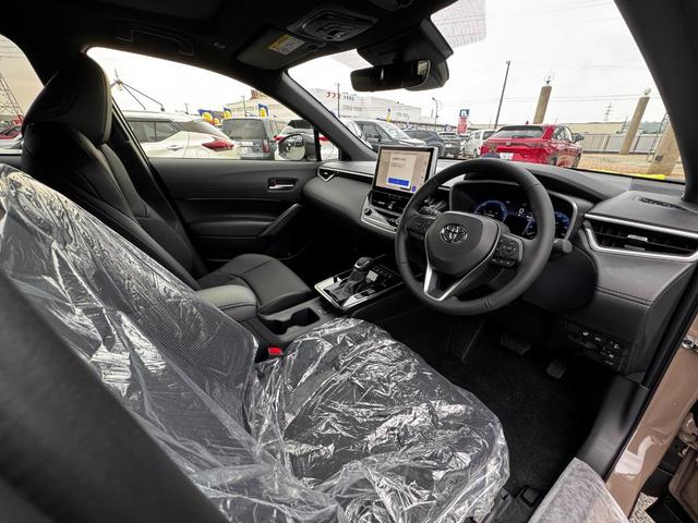 Toyota Corolla Cross Z 2026 Beige - image 15