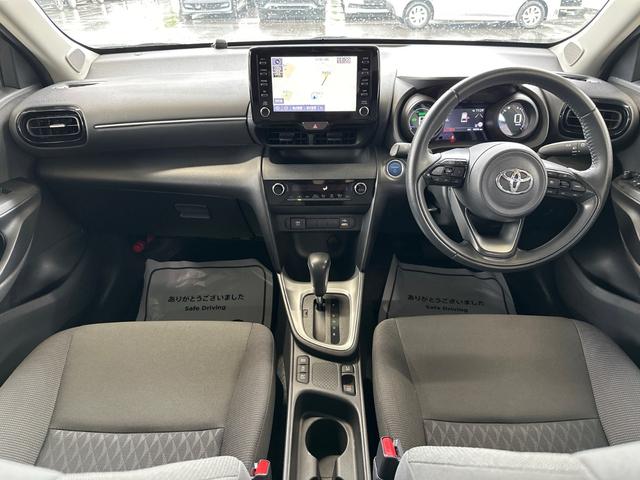 Yaris Cross 2021 G Silver - image 8