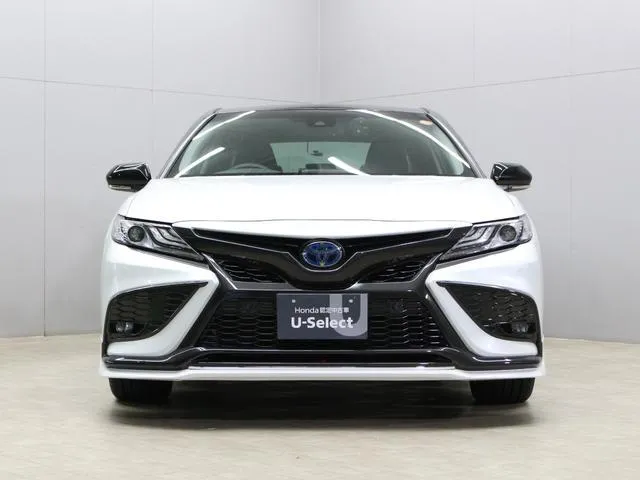 Toyota Camry WS Leather Package  2023 White - image 4