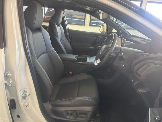 Toyota BZ4X EV White 2023 - image 3