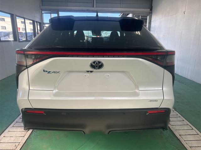 Toyota BZ4X EV White 2023 - image 8