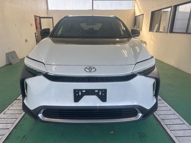 Toyota BZ4X EV White 2023 - image 12