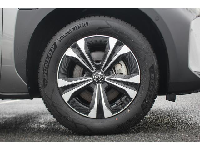 Toyota Bz4x EV Gray 2023 - image 4