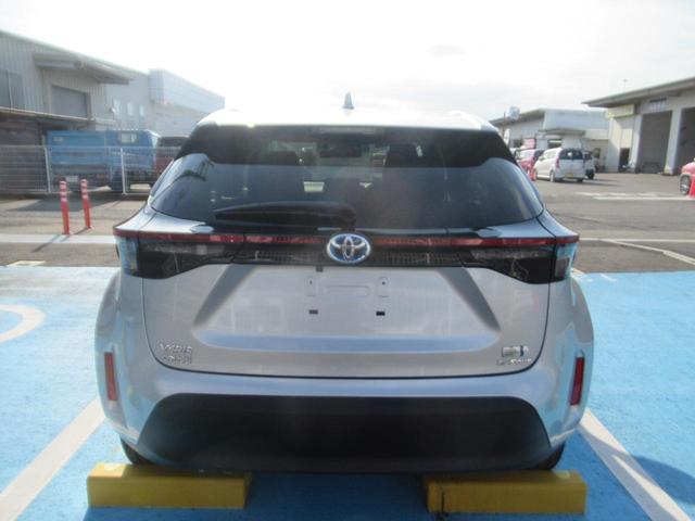 Toyota Yaris Cross G 2022 Silver - image 3