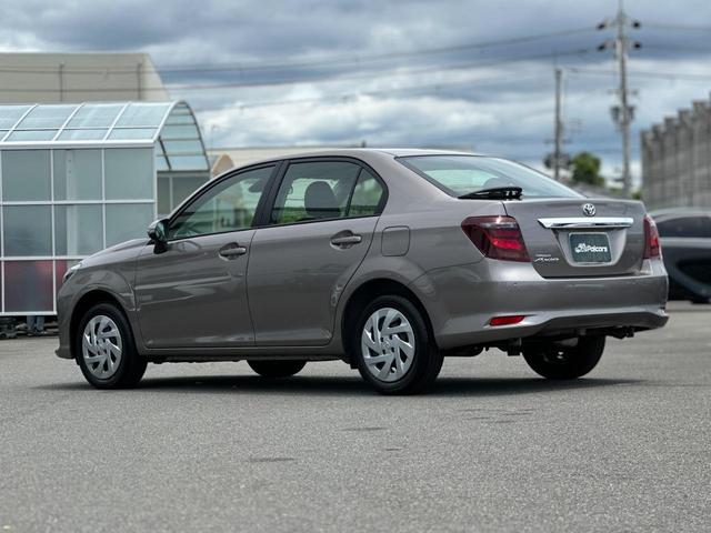 Toyota Corolla Axio Non Hybrid 2025 bronze Colour - image 5