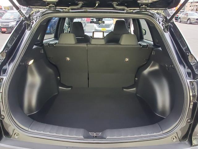 Toyota Corolla Cross Hybrid S 2022 Black - image 2