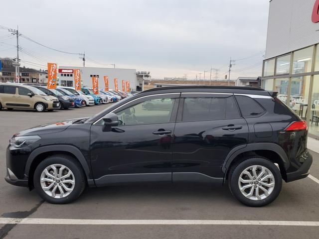 Toyota Corolla Cross Hybrid S 2022 Black - image 11