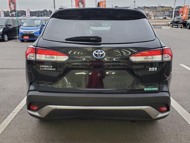 Toyota Corolla Cross Hybrid S 2022 Black - image 13
