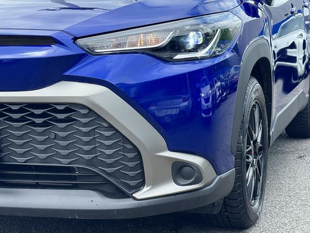Toyota Corolla Cross Hybrid S 2022 Blue - image 4