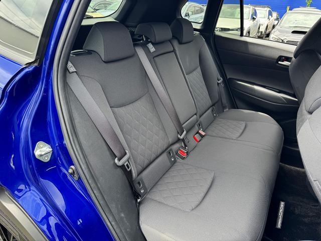 Toyota Corolla Cross Hybrid S 2022 Blue - image 16