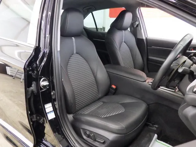 Toyota Camry WS Package  2021 Black - image 4