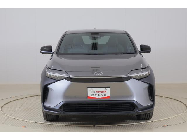 Toyota BZ4X G Gray 2023 - image 5