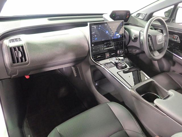 Toyota BZ4X Z Pearl White 2023 - image 9
