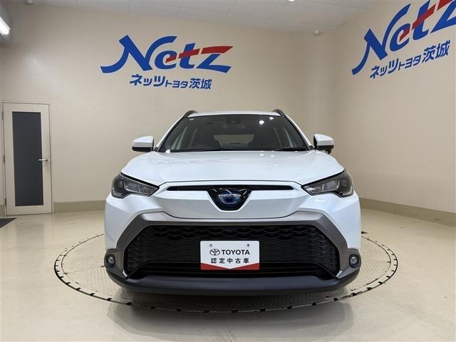Toyota Corolla Cross Hybrid S 2022 Pearl M - image 14