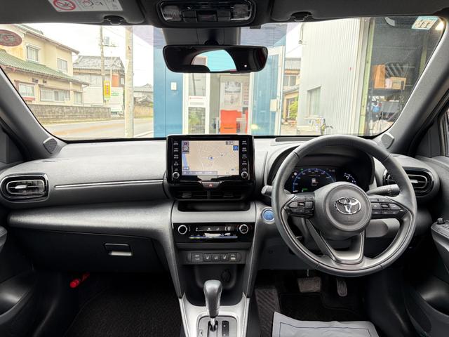 Toyota Yaris Cross Z 2023 Red - image 3