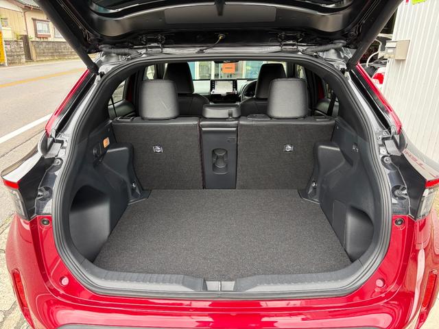 Toyota Yaris Cross Z 2023 Red - image 6