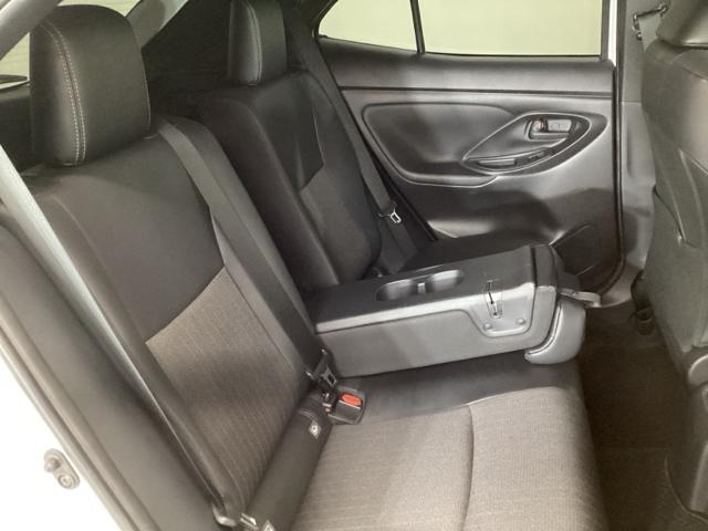 Toyota Yaris Cross Z 2023 Pearl - image 4