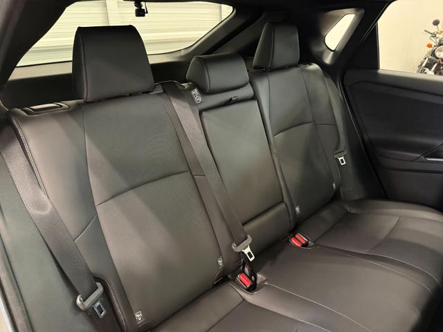 Toyota BZ4X Gray Z 2025 - image 2