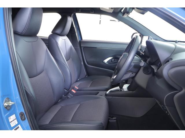 Toyota Yaris Cross Z 2023 Blue (Fully Loaded) - image 3