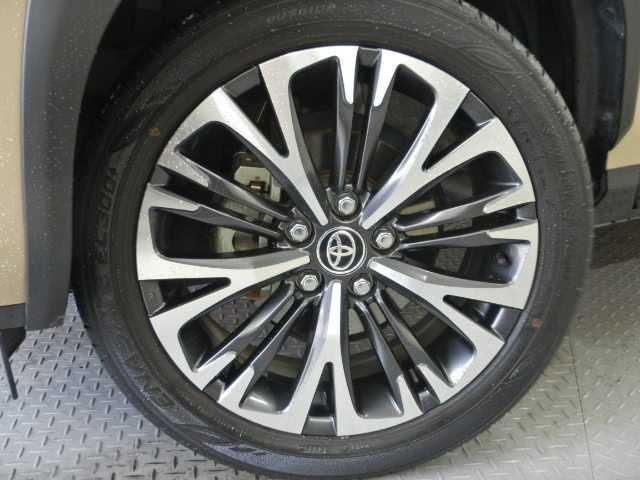 Toyota Yaris Cross Z 2023 Beige - image 4