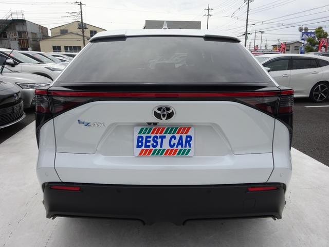 Toyota BZ4X EV Pearl 2024 - image 4