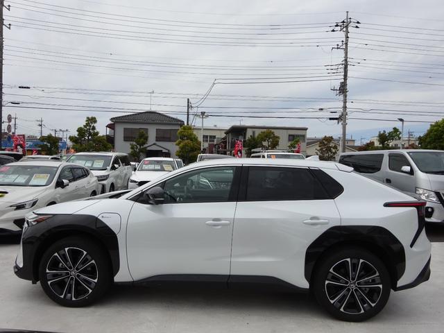 Toyota BZ4X EV Pearl 2024 - image 5