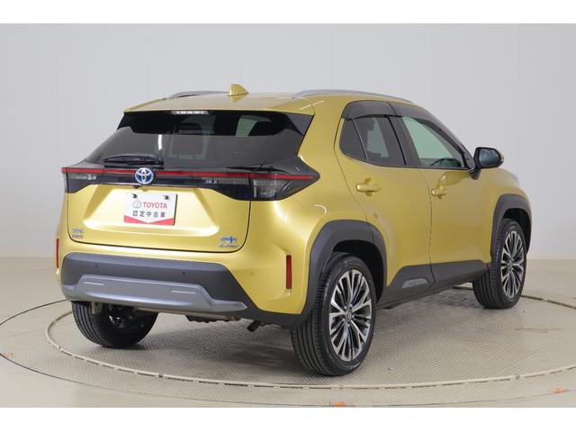Toyota Yaris Cross Z 2023 Gold - image 6